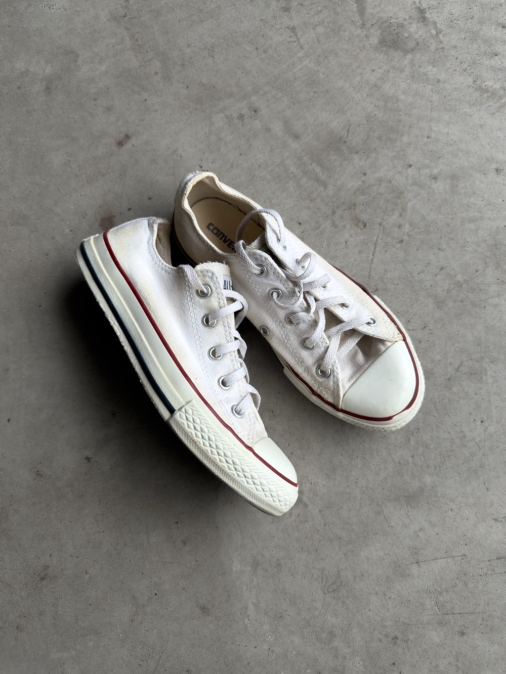 Converse Chuck Taylor All Star Low Top White Sneakers